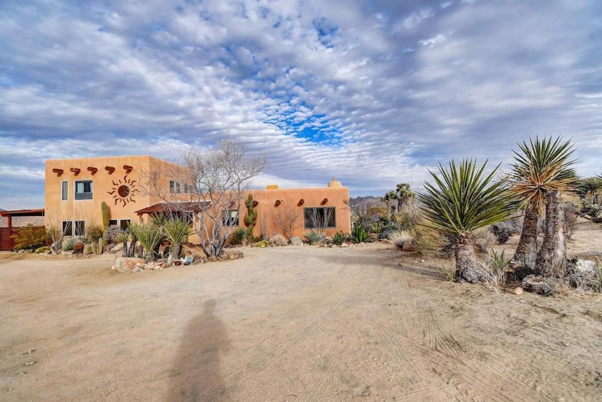 Renovated Lodge - Room 1 With Pool Access Joshua Tree Luaran gambar